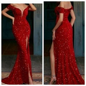 Red,off Shoulder Sleeve, Slit, Sequined/Mesh Mermaid Maxi